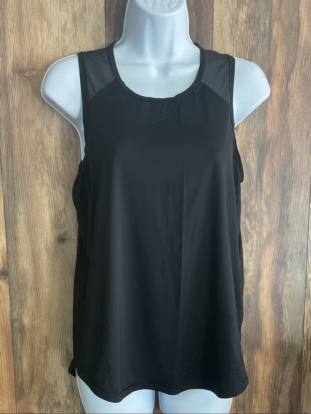 Offline by aerie Tank Top with Mesh Shoulder Yoke S C211